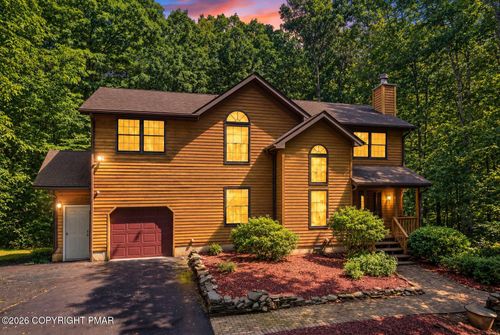 425 Underhill Dr, Tamiment, PA, 18371-9500 | Card Image