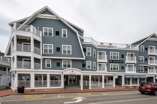 210-212-3-1 Ocean Ave, York, ME, 03909-6576 | Card Image