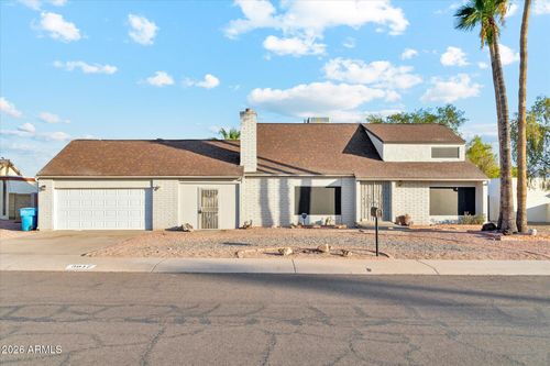 3017 W Sahuaro Dr, Phoenix, AZ, 85029-4240 | Card Image