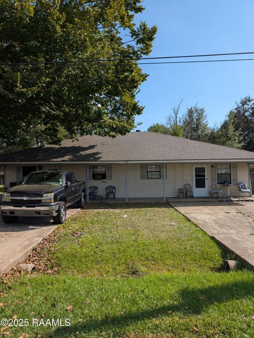 235 Auburn Dr, Carencro, LA, 70520-3806 | Card Image