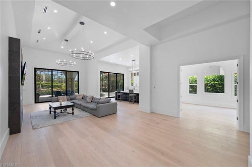 2749 Medallist Ln, Naples, FL, 34109-3507 | Card Image