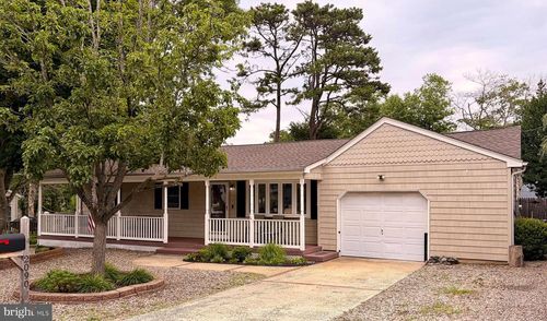 2090 Crestwood Dr, Forked River, NJ, 08731-3730 | Card Image