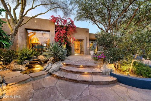 5235 N Vía Entrada, Tucson, AZ, 85718 | Card Image