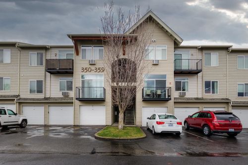 22855 E Country Vista Dr, Liberty Lake, WA, 99019-7711 | Card Image