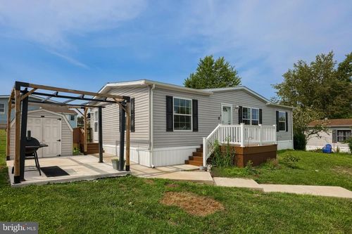 101 Fawn Meadow Ct, LANCASTER, PA, 17603-2145 | Card Image