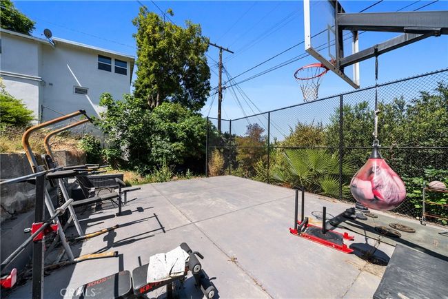 1409 Laveta Ter, Home with 4 bedrooms, 2 bathrooms and null parking in Los Angeles CA | Image 15