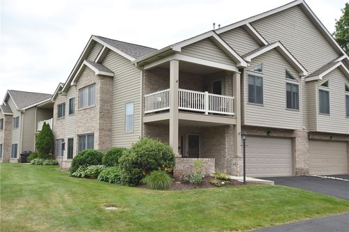 9503 Sundance Dr, Bridgeville, PA, 15017-1195 | Card Image