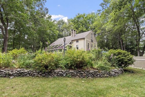 75 South Rd, Pepperell, MA, 01463-1210 | Card Image