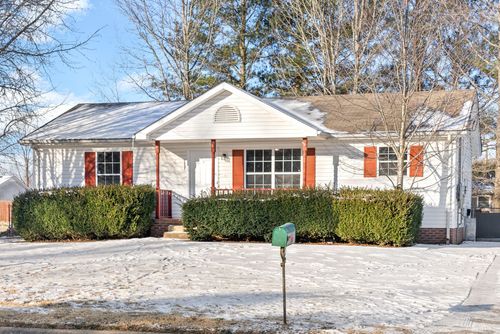 418 Donna Dr, Clarksville, TN, 37042-6049 | Card Image
