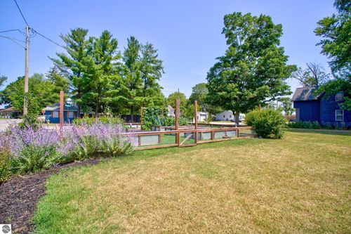 588 W 18th St, Holland, MI, 49423-3903 | Card Image