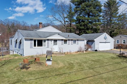 19 Voltage Ave, Ludlow, MA, 01056-3237 | Card Image