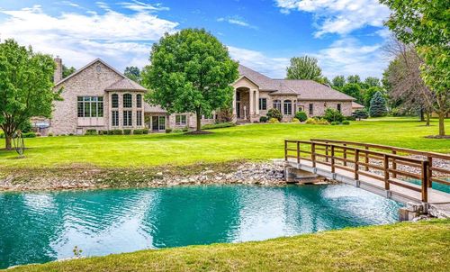 W1977 Center Valley Road, FREEDOM, WI, 54130 | Card Image