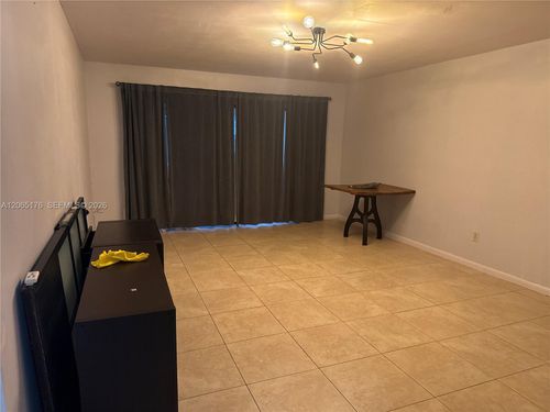 a102-9301 Sw 92nd Avenue, Miami, FL, 33176 | Card Image