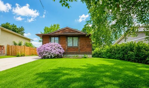 9918 70 Ave, Grande Prairie, AB, T8V5G6 | Card Image