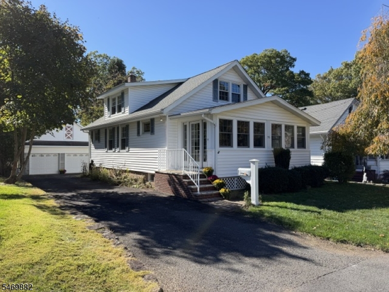 92 Chamberlain Pl, For Sale in Midland Park - eXp Realty