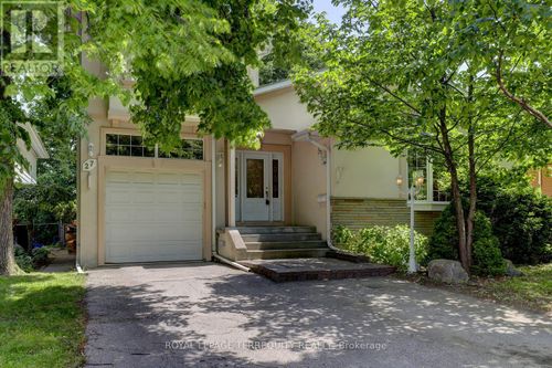 27 Shadwick Drive, Toronto (Willowridge-Martingrove-Richview), ON, M9R2V6 | Card Image