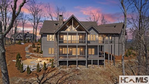 521 Misty Ridge Trl, Glenville, NC, 28736-0350 | Card Image