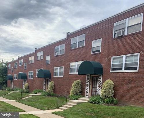 901 E Pleasant Ave, GLENSIDE, PA, 19038-8041 | Card Image