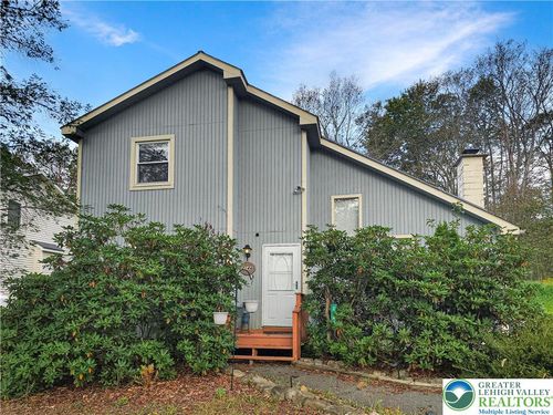 2144 Onondaga Way, Tobyhanna, PA, 18466-7872 | Card Image