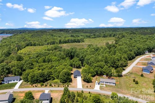 128 Slate Dr, Statesville, NC, 28625-1671 | Card Image
