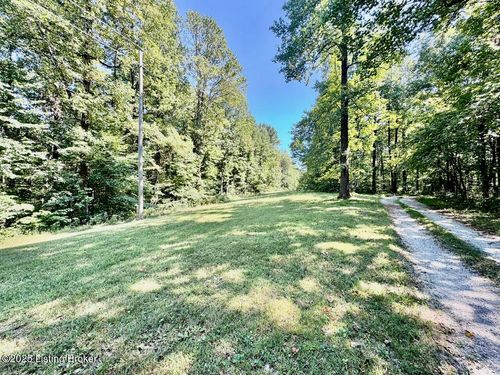 300 Guinn Rd, Junction City, KY, 40440-9590 | Card Image