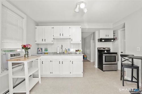 b-102 Wooster St, Shelton, CT, 06484-6059 | Card Image