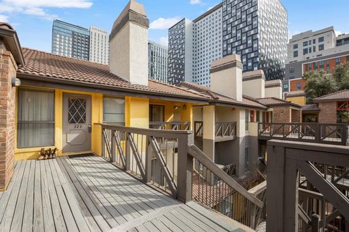 apt-323-806 W 24th St, Austin, TX, 78705-4725 | Card Image