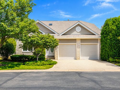 842 Turnberry Ln, Willowbrook, IL, 60527-5390 | Card Image