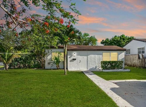 1498 Ne 178th St, North Miami Beach, FL, 33162-1339 | Card Image