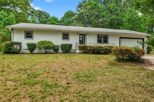 6174 Lower Dixie Lake Rd, Union City, GA, 30291-1336 | Card Image
