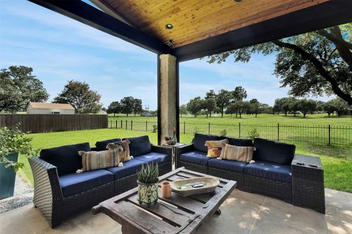 14223 Coral Harbour Cir, Farmers Branch, TX, 75234-3816 | Card Image