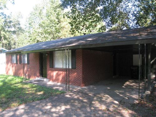 826 Englewood Dr, Columbus, GA, 31907-5006 | Card Image