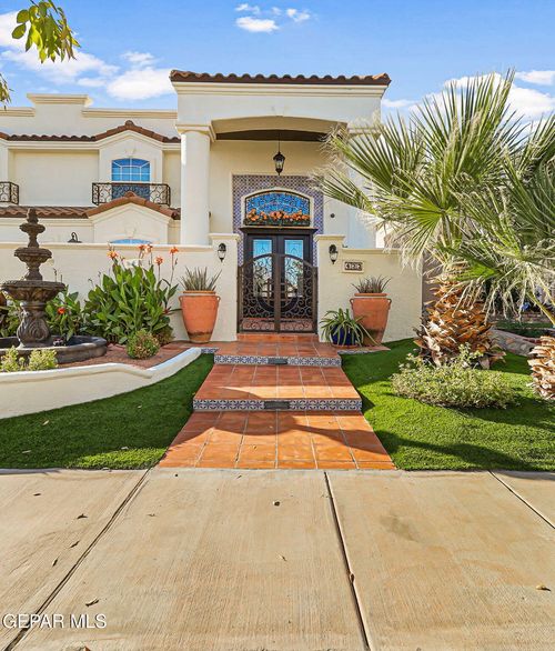 433 Emerald Bluff Dr, Horizon City, TX, 79928-6470 | Card Image