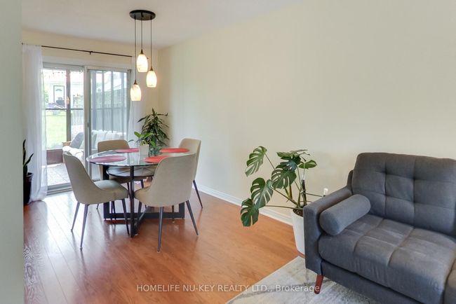 219 Cundles Rd W, House attached with 3 bedrooms, 1 bathrooms and 2 parking in Barrie ON | Image 11