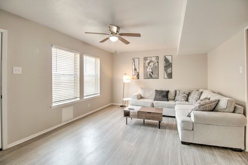 5-1905 W Morton St, Denison, TX, 75020-1648 | Card Image