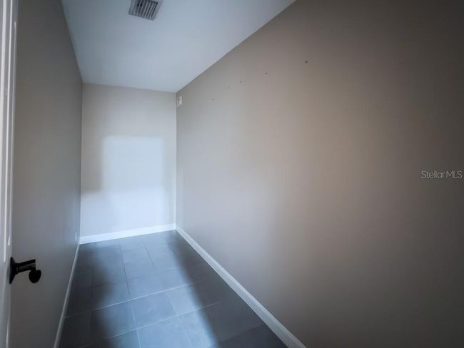 812 Jameson Rd, House other with 3 bedrooms, 2 bathrooms and null parking in Lithia FL | Image 61