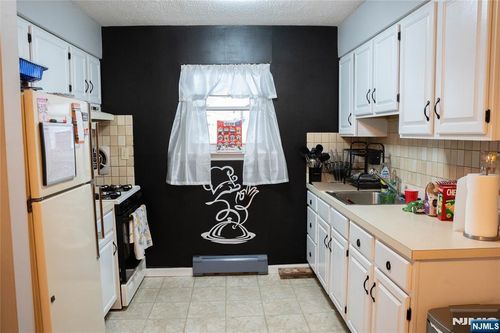 37 Espy Rd, Caldwell, NJ, 07006-4863 | Card Image