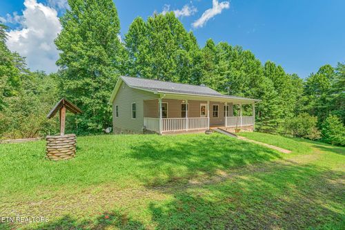 131 Pear Tree Way, Del Rio, TN, 37727-2458 | Card Image