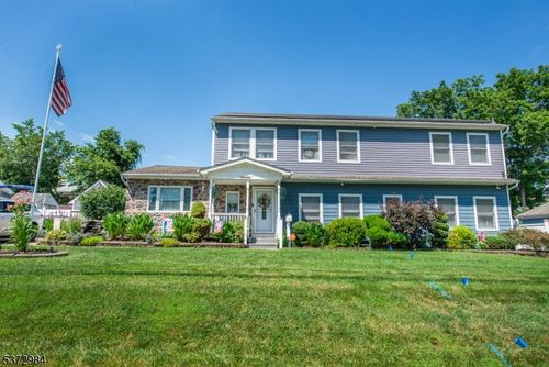 74 Longview Ave, Lake Hiawatha, NJ, 07034-1709 | Card Image
