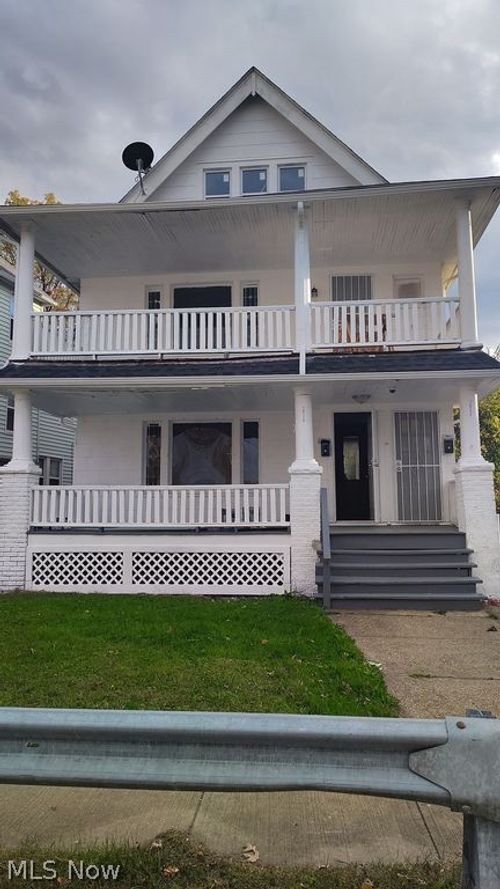 10724 Sprague Ave, Cleveland, OH, 44108-1421 | Card Image