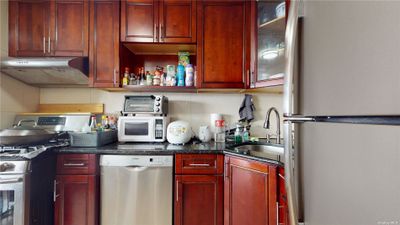 7H - 92-29 Queens Boulevard, Condo with 2 bedrooms, 2 bathrooms and 1 parking in Rego Park NY | Image 3