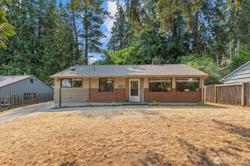 1509 Ne 190th St, Shoreline, WA, 98155-2325 | Card Image