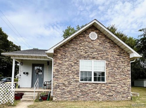701 E Locust St, Doniphan, MO, 63935-1822 | Card Image