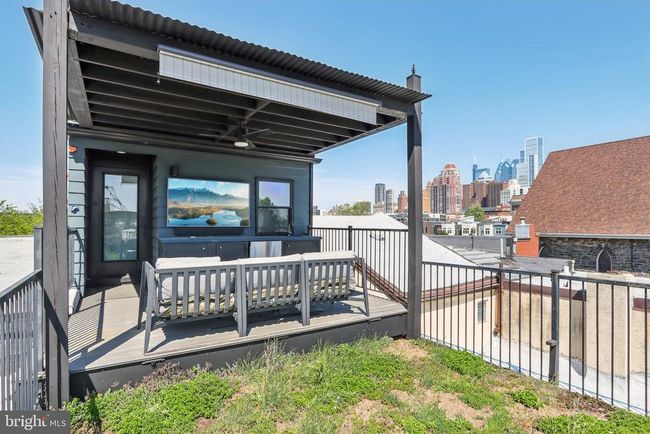 767 S 12 Th St, Townhouse with 5 bedrooms, 4 bathrooms and null parking in PHILADELPHIA PA | Image 34