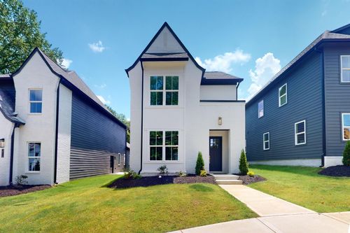 214 Mccowat St, Jackson, TN, 38301-5272 | Card Image