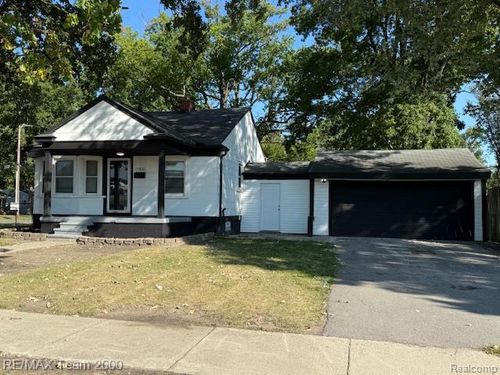 15840 Catalpa Dr, Southfield, MI, 48076-3038 | Card Image