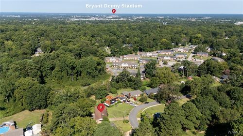 2332 Woodland Ter, Tuscaloosa, AL, 35404-5071 | Card Image