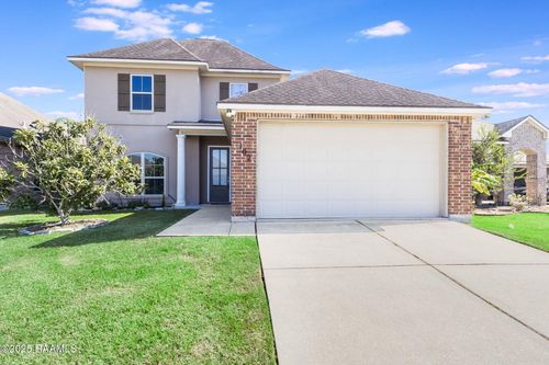 102 Ace Ln, Lafayette, LA, 70506-7526 | Card Image