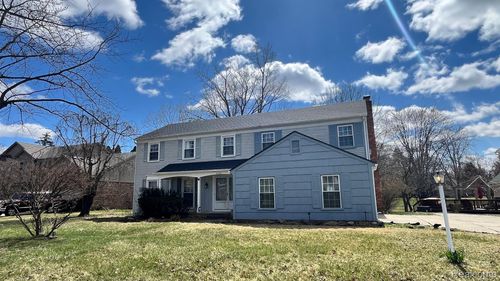 23496 Derby Ln, Farmington Hills, MI, 48336-3033 | Card Image