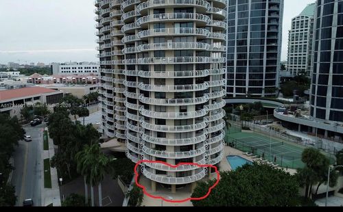 villa1-villa2-2843 S Bayshore Dr, MIAMI, FL, 33133-6015 | Card Image